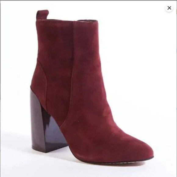 Vince Camuto Shoes - NWT Vince Camuto Burgundy Suede Block Heel Booties – Enverna Size 6.5